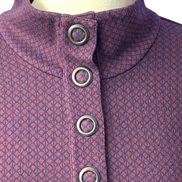 Merrell Indira Snap Burgundy Diamond Knit Hi/lo Placket Pullover Top - Picture 6 of 9